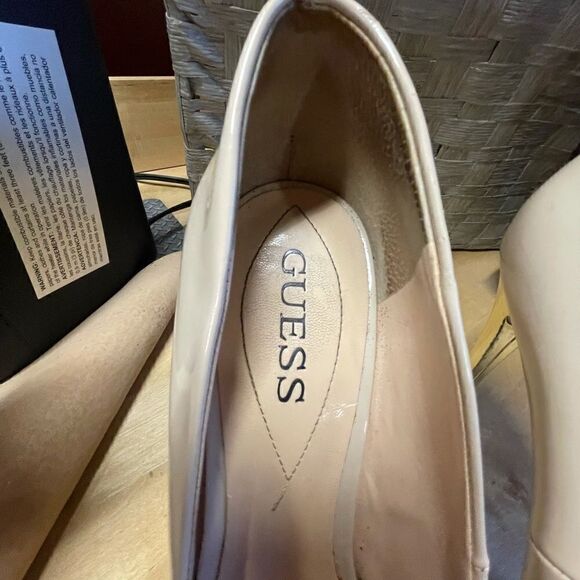 Guess Patton Leather Pumps Nude with Gold Heel - Picture 4 of 8